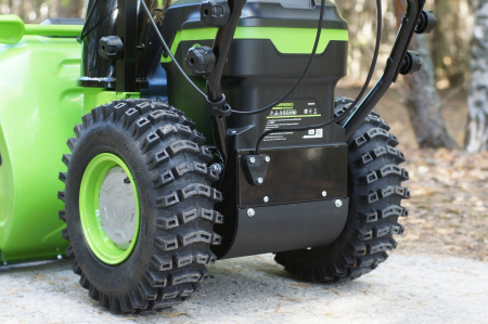 Снегоуборщик аккумуляторный GreenWorks GD82ST56 (без АКБ и ЗУ)