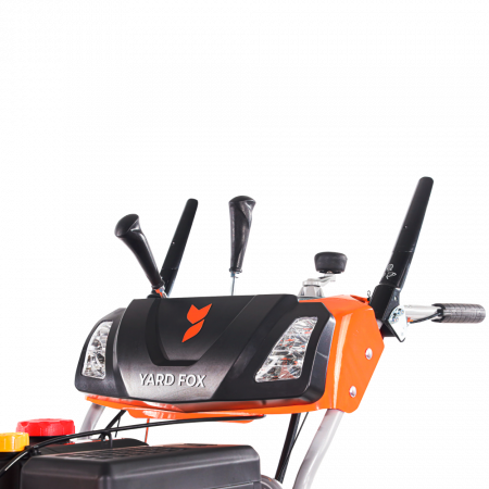 Бензиновый снегоуборщик YARD FOX PRO 7154E