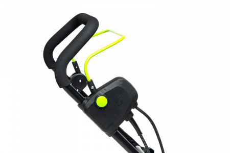 Снегоуборщик электрический GreenWorks SN2300