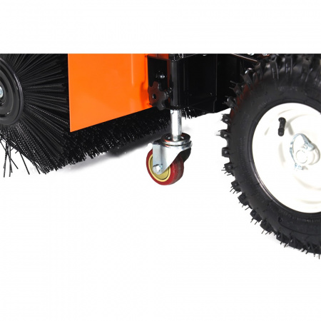 Бензиновая самоходная подметальная машина YARD FOX 800 SL