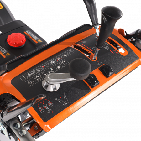 Бензиновый снегоуборщик YARD FOX PRO 7654E