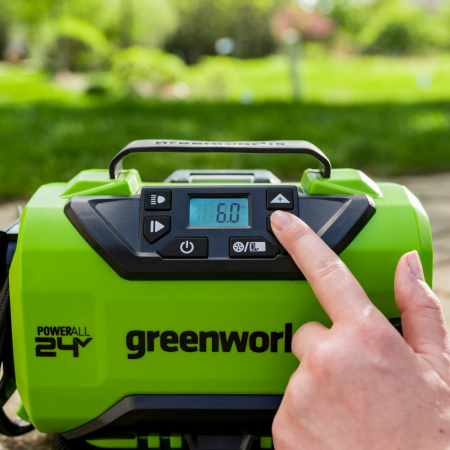 Компрессор автомобильный аккумуляторный GreenWorks ACG301 (без АКБ и ЗУ)