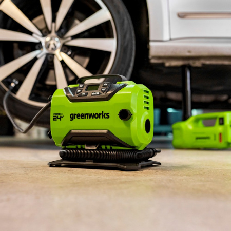 Компрессор автомобильный аккумуляторный GreenWorks ACG301 (без АКБ и ЗУ)