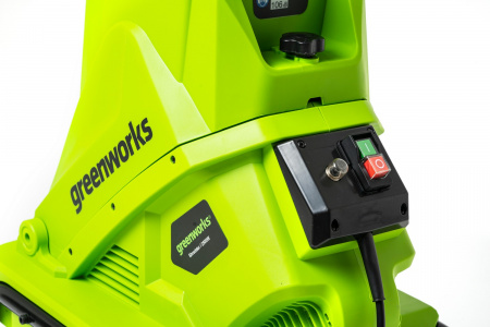 Измельчитель садовый электрический GreenWorks GACSB