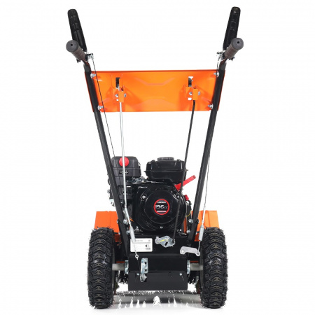Бензиновая самоходная подметальная машина YARD FOX 600 SL