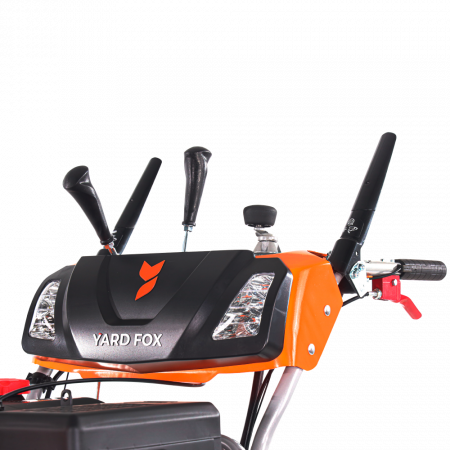 Бензиновый снегоуборщик YARD FOX PRO 7654E
