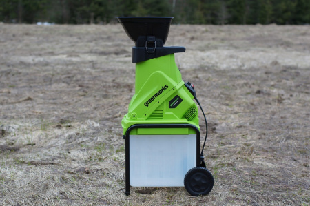 Измельчитель садовый электрический GreenWorks GACSB